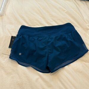 NEW LUlULEMON blue shorts size 6
